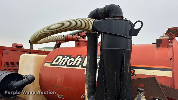 image for item DW6740 Ditch Witch vacuum excavator