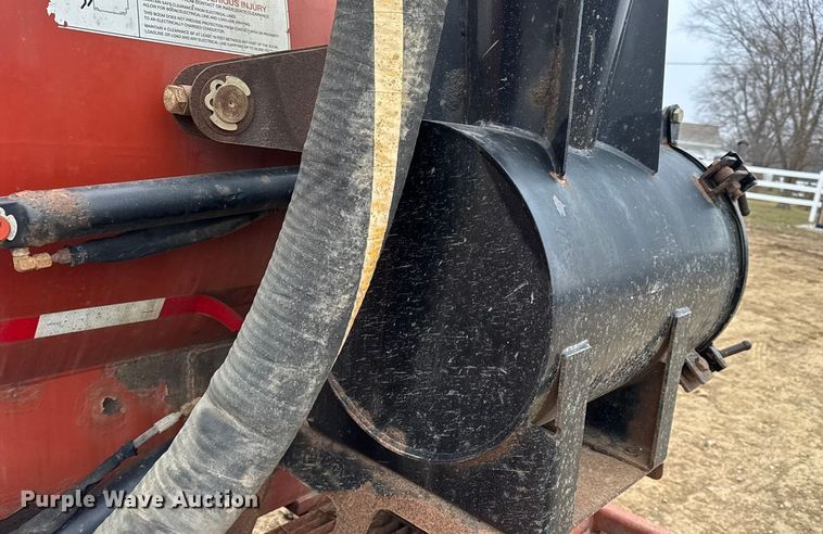 image for item DW6740 Ditch Witch vacuum excavator