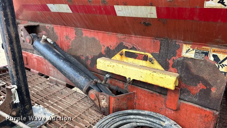 image for item DW6740 Ditch Witch vacuum excavator