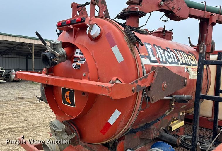 image for item DW6740 Ditch Witch vacuum excavator