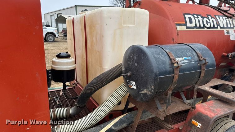 image for item DW6740 Ditch Witch vacuum excavator