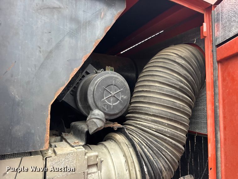 image for item DW6740 Ditch Witch vacuum excavator