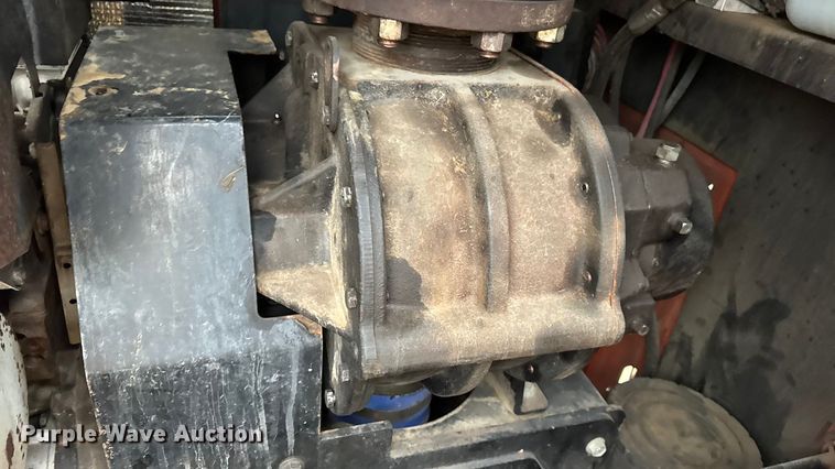 image for item DW6740 Ditch Witch vacuum excavator