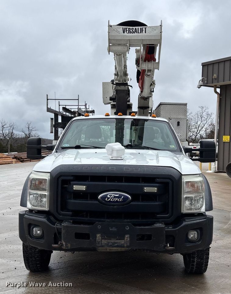 image for item DW7314 2012 Ford F550 XL Super Duty bucket truck