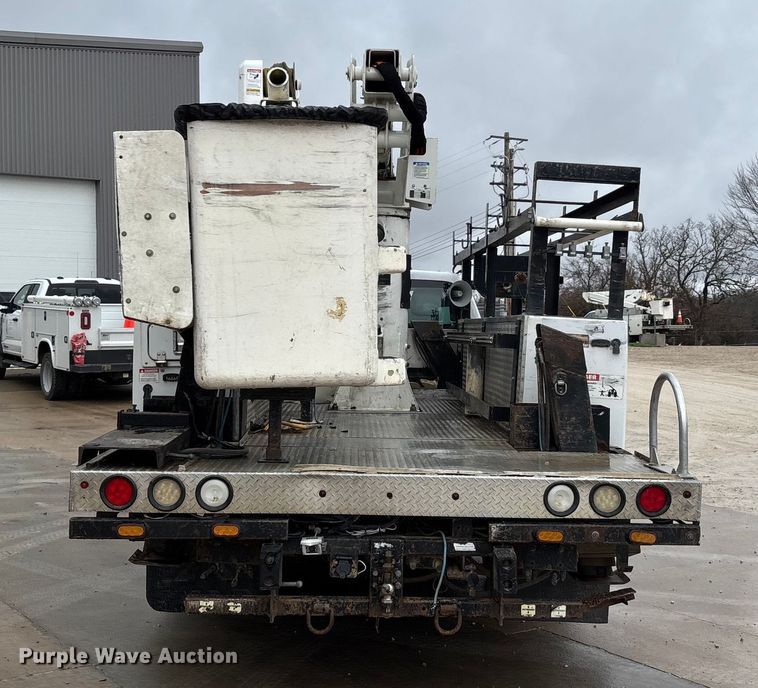 image for item DW7314 2012 Ford F550 XL Super Duty bucket truck