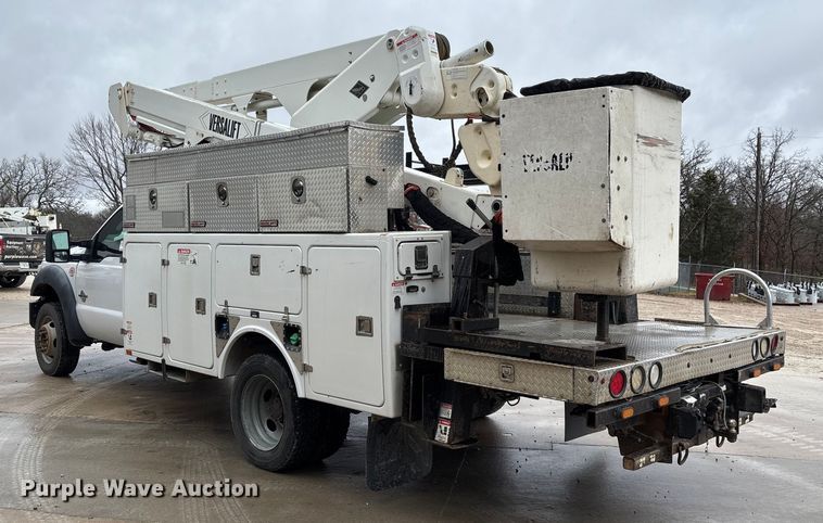 image for item DW7314 2012 Ford F550 XL Super Duty bucket truck