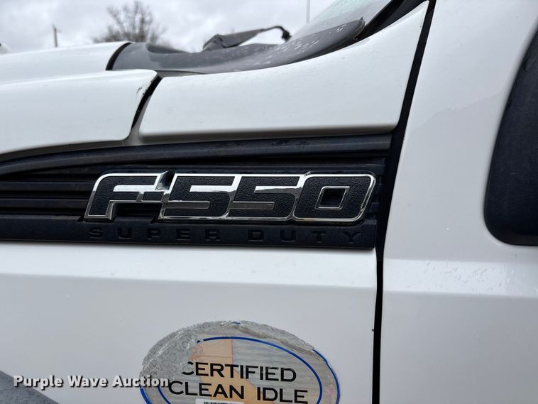 image for item DW7314 2012 Ford F550 XL Super Duty bucket truck