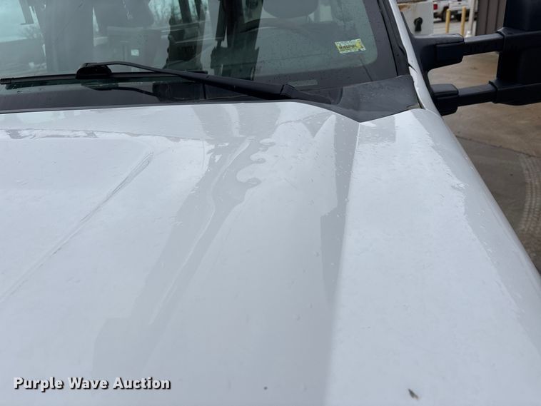 image for item DW7314 2012 Ford F550 XL Super Duty bucket truck