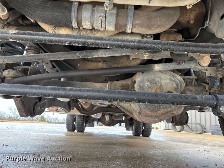 image for item DW7314 2012 Ford F550 XL Super Duty bucket truck