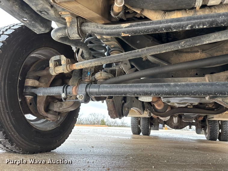 image for item DW7314 2012 Ford F550 XL Super Duty bucket truck