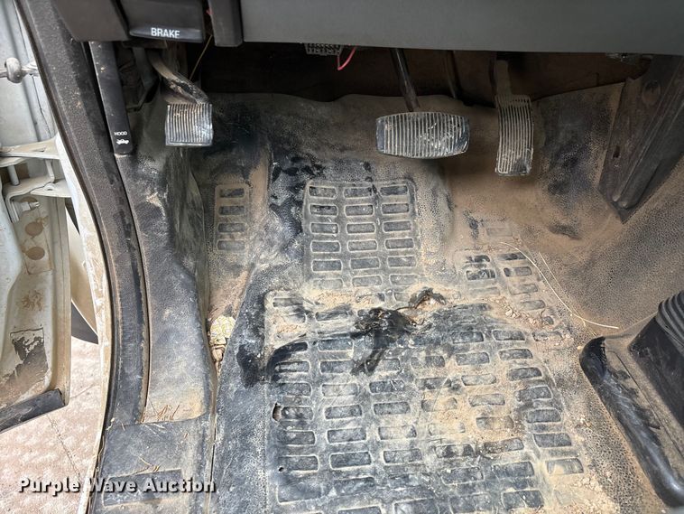 image for item DW7314 2012 Ford F550 XL Super Duty bucket truck