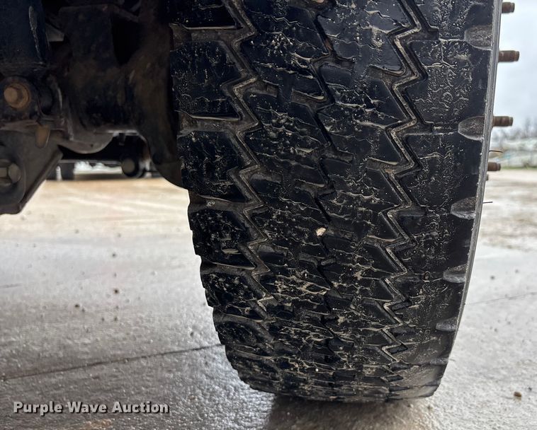 image for item DW7314 2012 Ford F550 XL Super Duty bucket truck