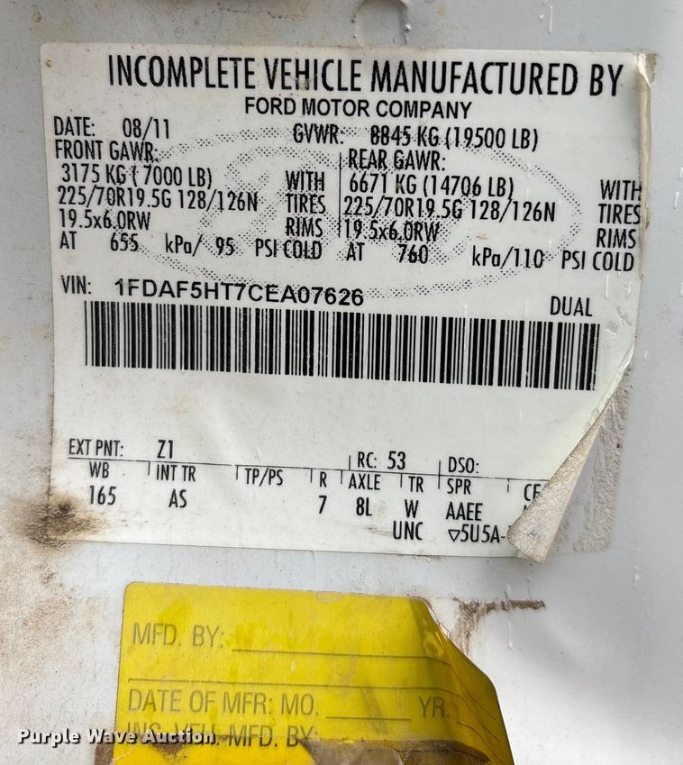 image for item DW7314 2012 Ford F550 XL Super Duty bucket truck