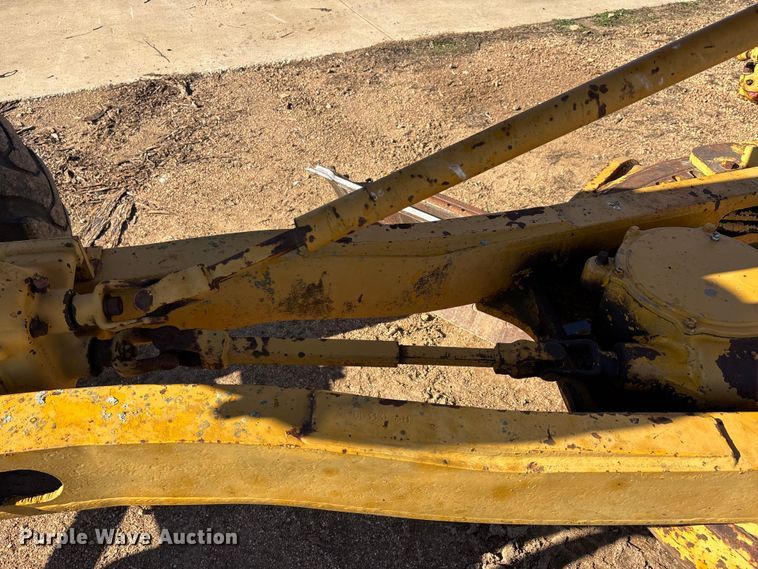 image for item DW7318 1969 Caterpillar 12F rigid frame motor grader