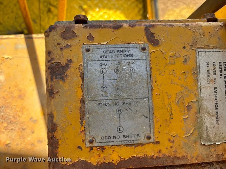 image for item DW7318 1969 Caterpillar 12F rigid frame motor grader