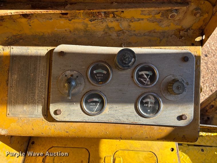 image for item DW7318 1969 Caterpillar 12F rigid frame motor grader