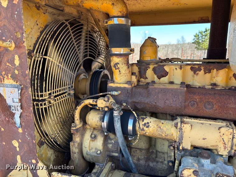 image for item DW7318 1969 Caterpillar 12F rigid frame motor grader