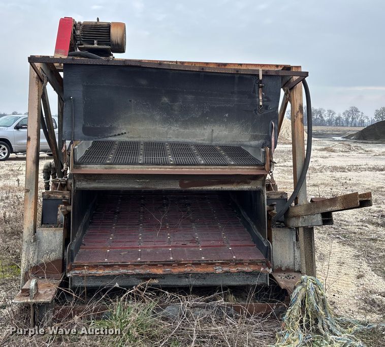 image for item DW7338 Deister Machine Company screening plant