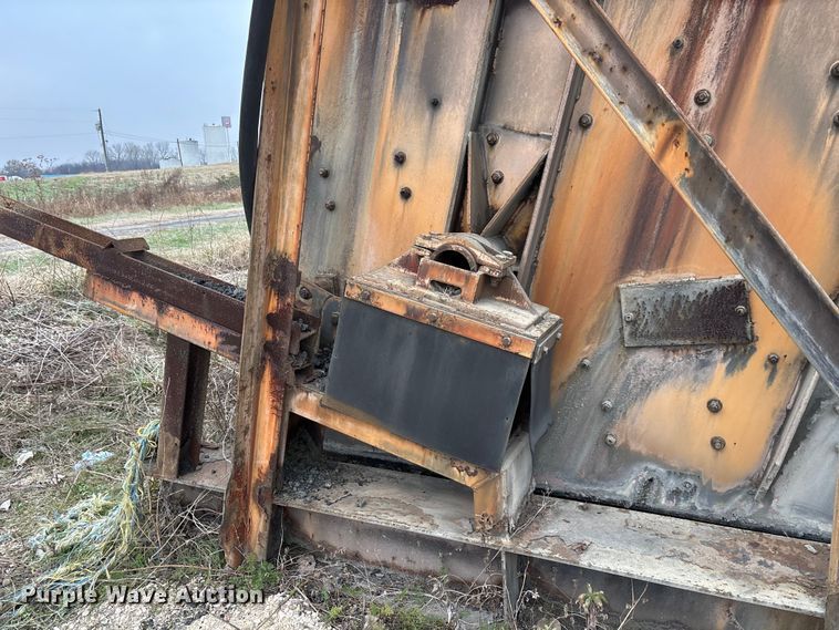 image for item DW7338 Deister Machine Company screening plant