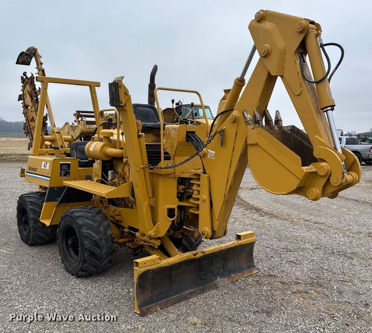 image for item DW7339 1992 Vermeer V450 trencher