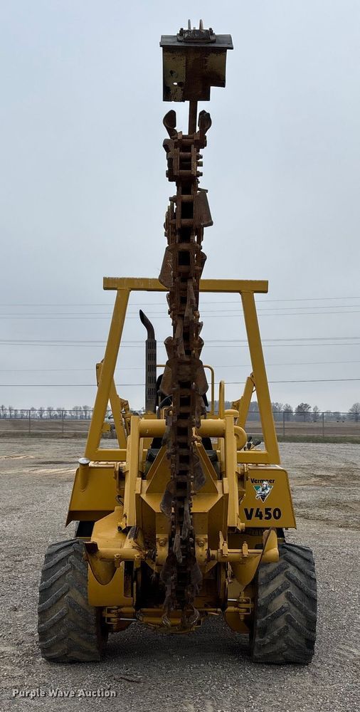 image for item DW7339 1992 Vermeer V450 trencher