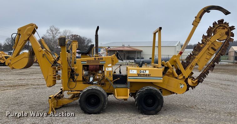 image for item DW7339 1992 Vermeer V450 trencher