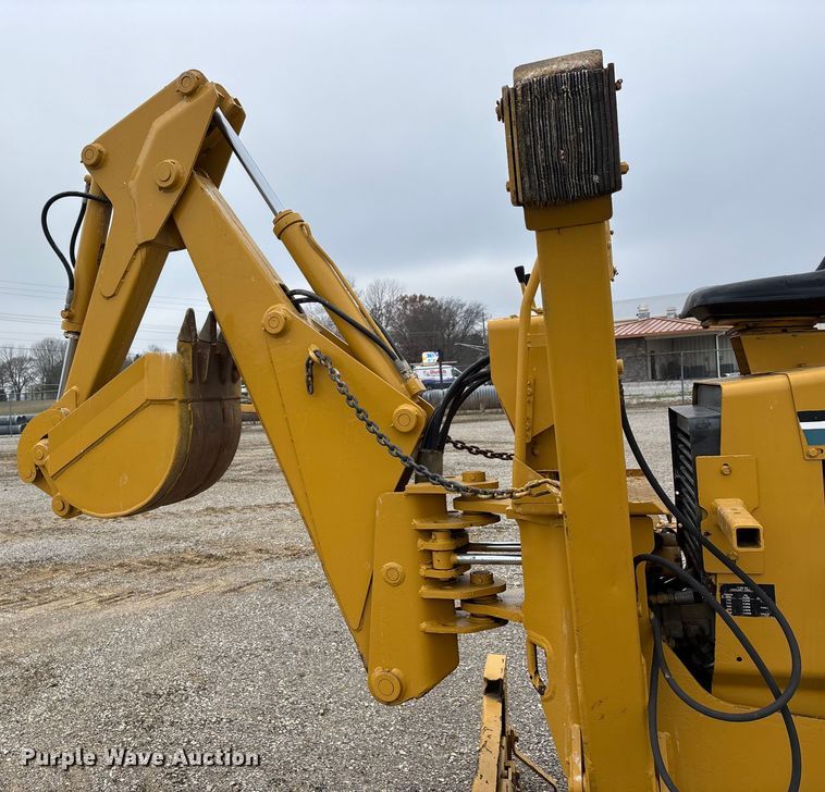 image for item DW7339 1992 Vermeer V450 trencher