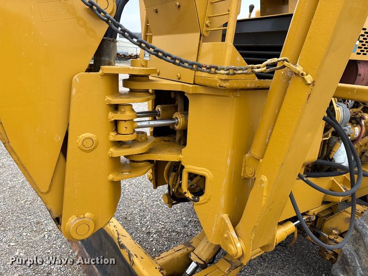 image for item DW7339 1992 Vermeer V450 trencher