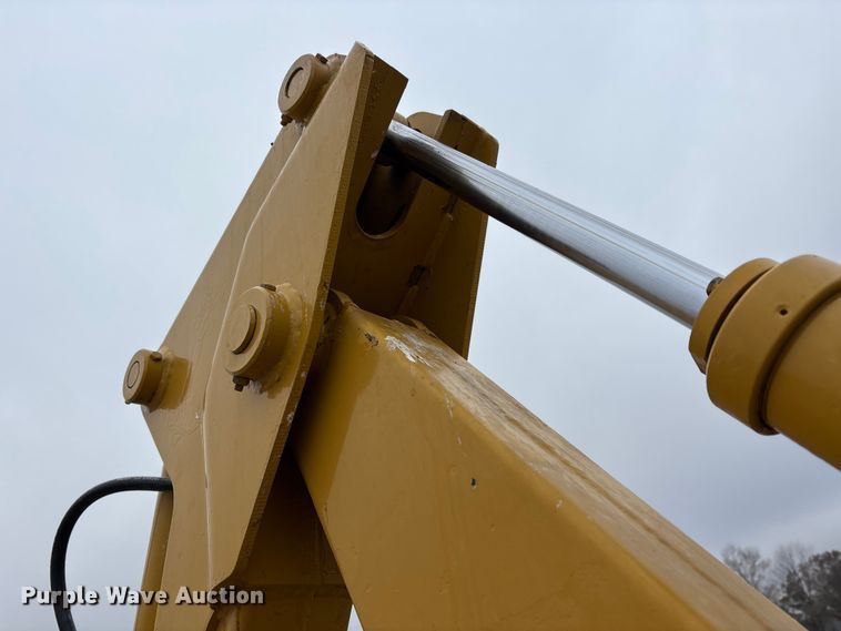 image for item DW7339 1992 Vermeer V450 trencher