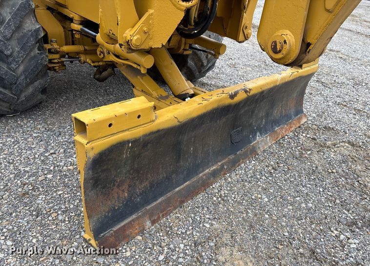 image for item DW7339 1992 Vermeer V450 trencher