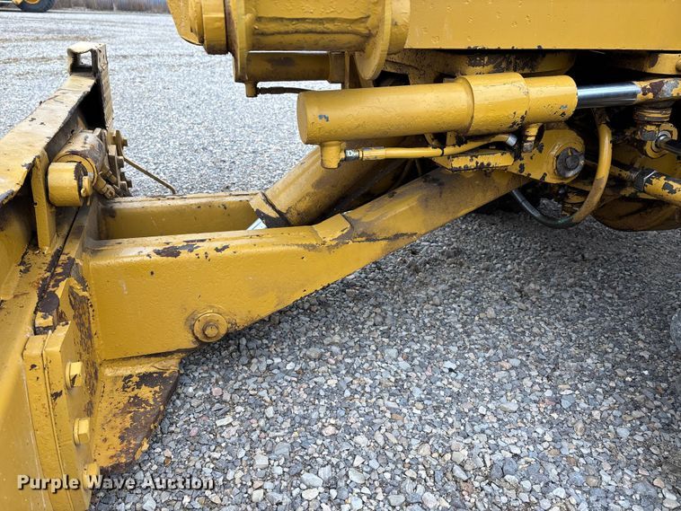 image for item DW7339 1992 Vermeer V450 trencher