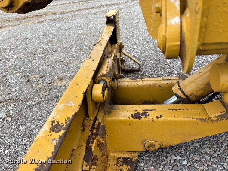 image for item DW7339 1992 Vermeer V450 trencher