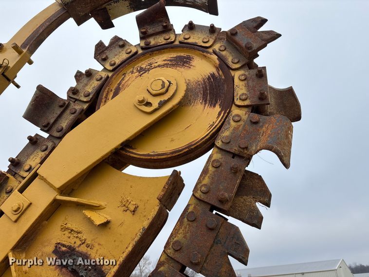 image for item DW7339 1992 Vermeer V450 trencher