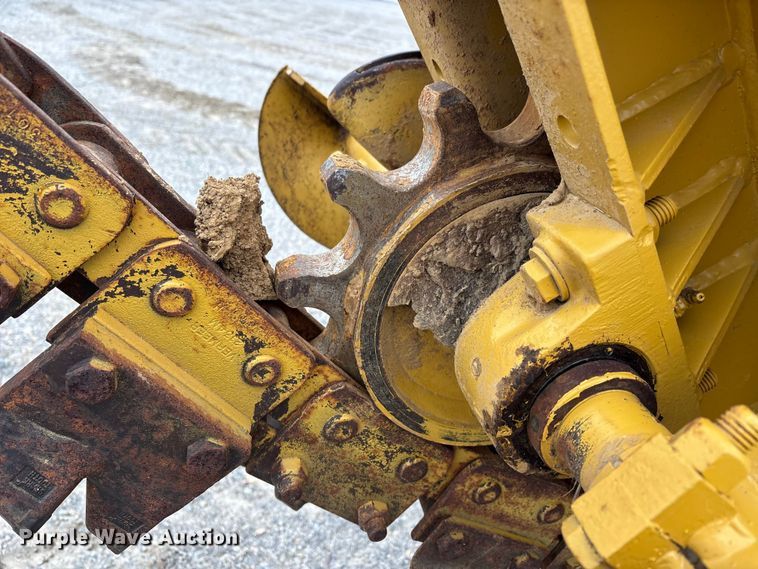 image for item DW7339 1992 Vermeer V450 trencher