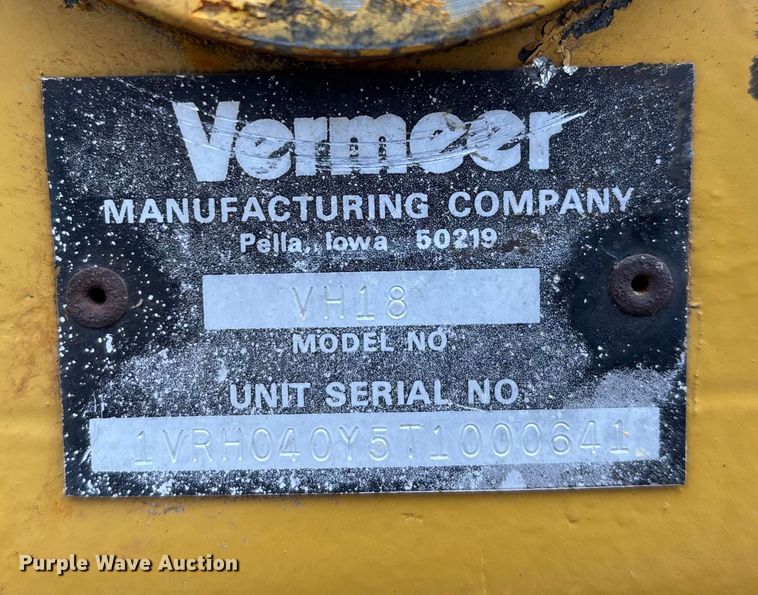 image for item DW7339 1992 Vermeer V450 trencher