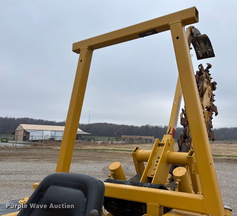 image for item DW7339 1992 Vermeer V450 trencher