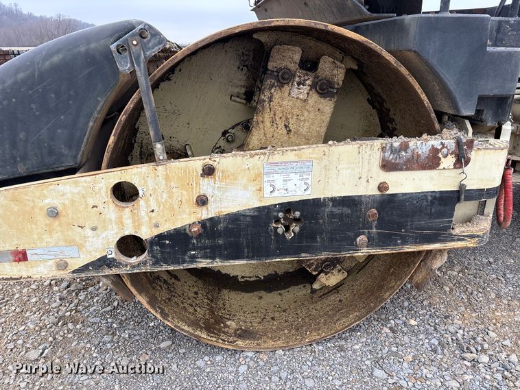 image for item DW7340 2006 Ingersoll Rand DD158HFA double drum vibratory roller