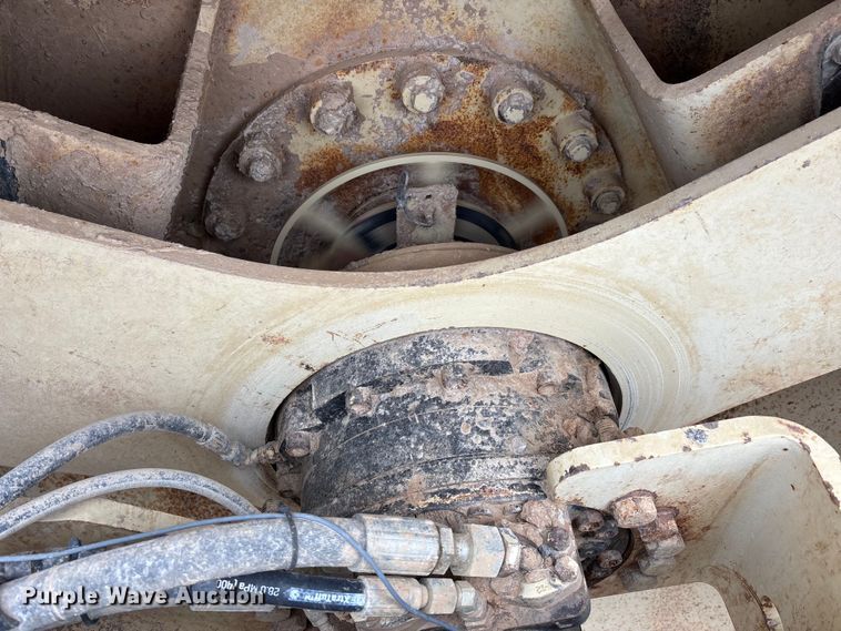 image for item DW7340 2006 Ingersoll Rand DD158HFA double drum vibratory roller