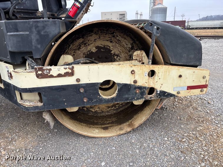 image for item DW7340 2006 Ingersoll Rand DD158HFA double drum vibratory roller