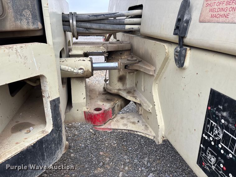 image for item DW7340 2006 Ingersoll Rand DD158HFA double drum vibratory roller