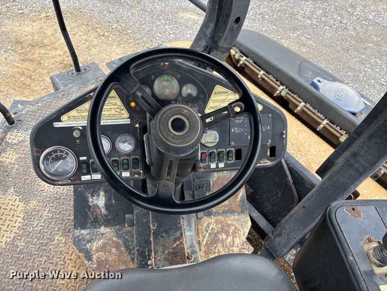 image for item DW7340 2006 Ingersoll Rand DD158HFA double drum vibratory roller