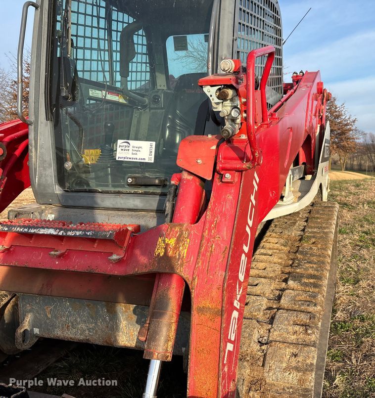 image for item DW7341 2021 Takeuchi TL12V2 tracked skid steer loader