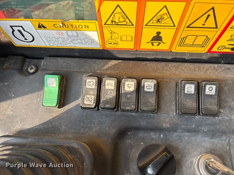 image for item DW7341 2021 Takeuchi TL12V2 tracked skid steer loader