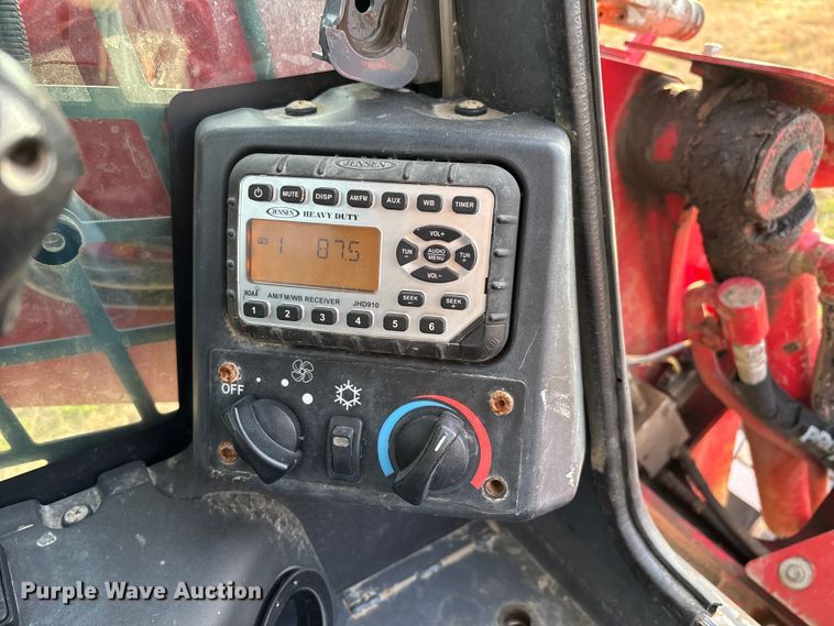 image for item DW7341 2021 Takeuchi TL12V2 tracked skid steer loader