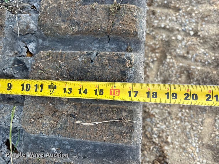 image for item DW7341 2021 Takeuchi TL12V2 tracked skid steer loader