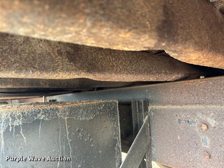 image for item DW7342 1997 International 9200 grapple crane truck