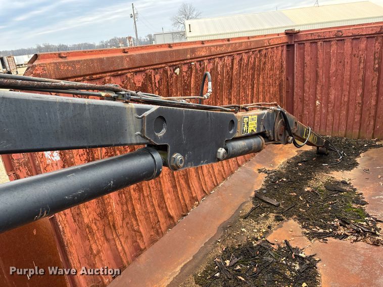 image for item DW7342 1997 International 9200 grapple crane truck