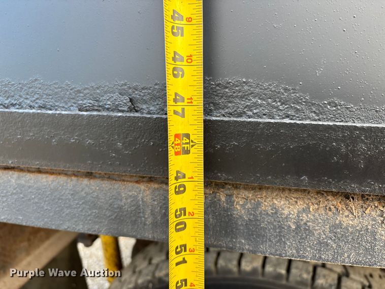 image for item DW7342 1997 International 9200 grapple crane truck