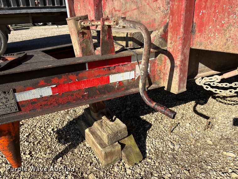 image for item DW7345 1999 Trail King TK20-2400 flatbed trailer