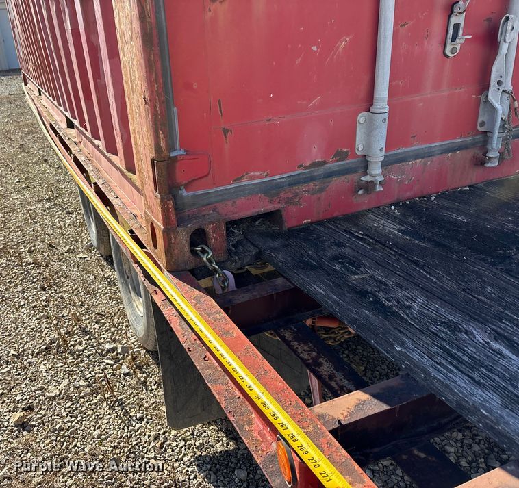 image for item DW7345 1999 Trail King TK20-2400 flatbed trailer